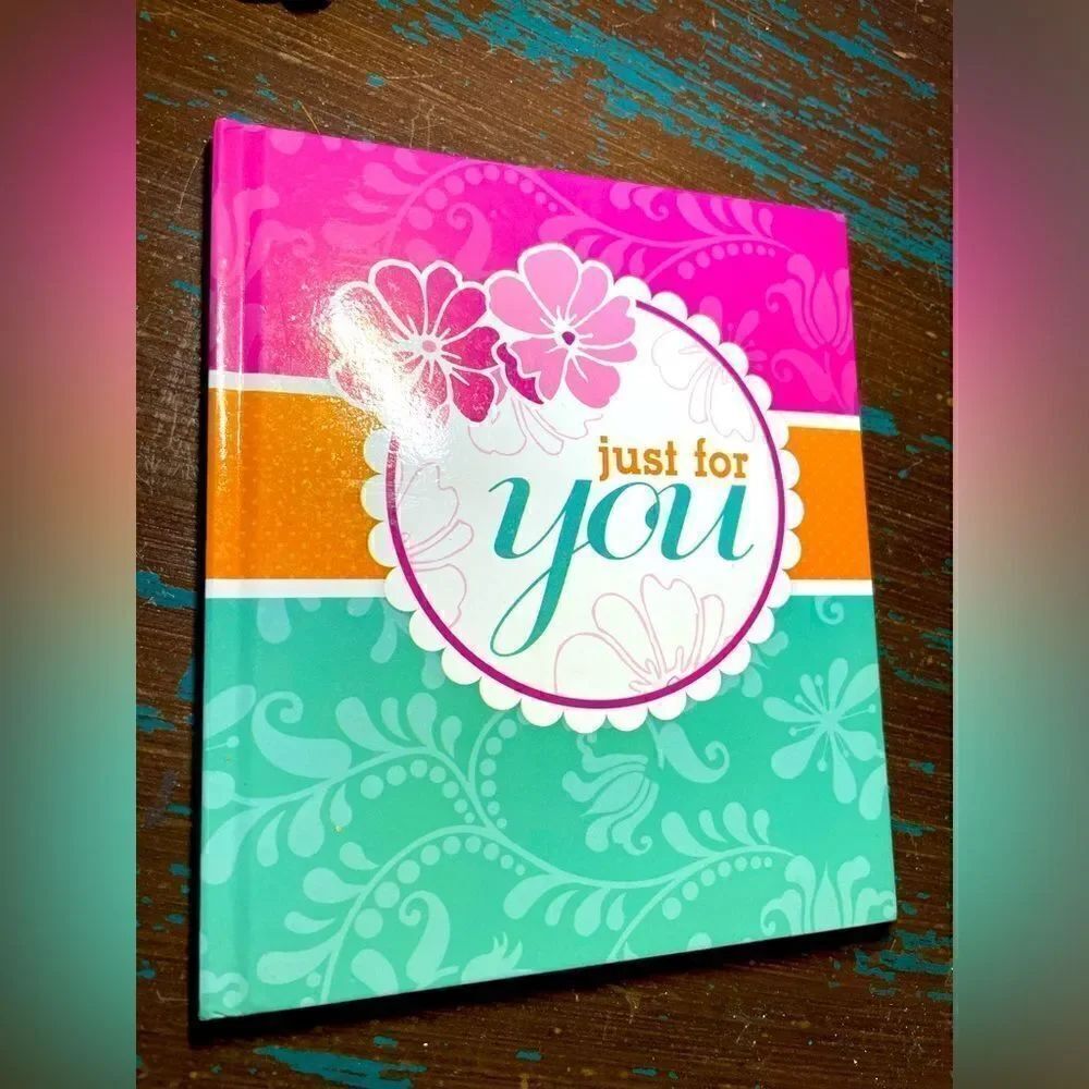 “Just For You” New! Gift Book Features a Unique Collection of Heartfelt Quotes